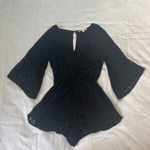 Abercrombie & Fitch Solid Black Boho Lace Sleeve V-neck Romper | Size M